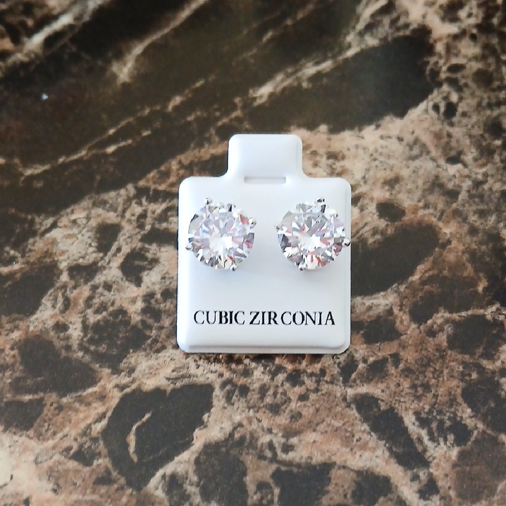 925 Sterling Silver Cubic Zirconia Stud Earrings